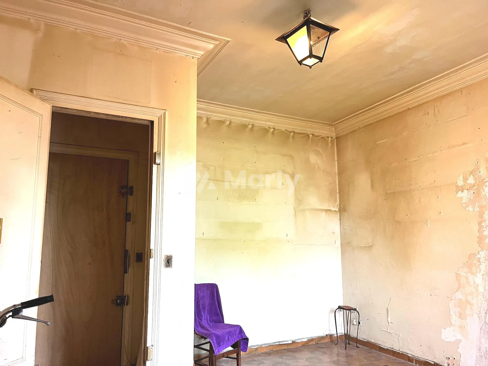 Appartement T2 avec Jardin Privatif à Montreuil - Rénovation Possible 