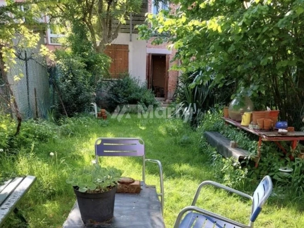 Appartement T2 avec Jardin Privatif à Montreuil - Rénovation Possible