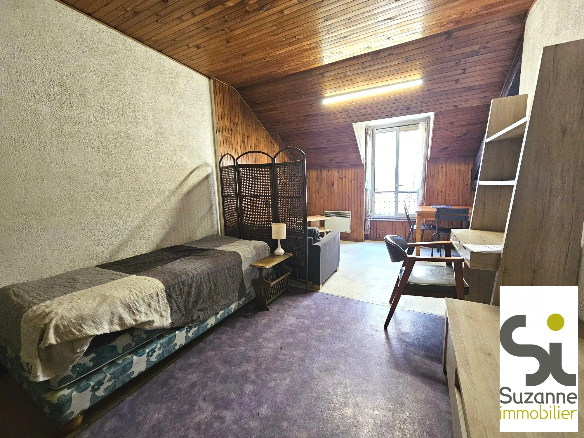 Studio à vendre à Grenoble secteur Estacade - Dernier étage, à rénover 
