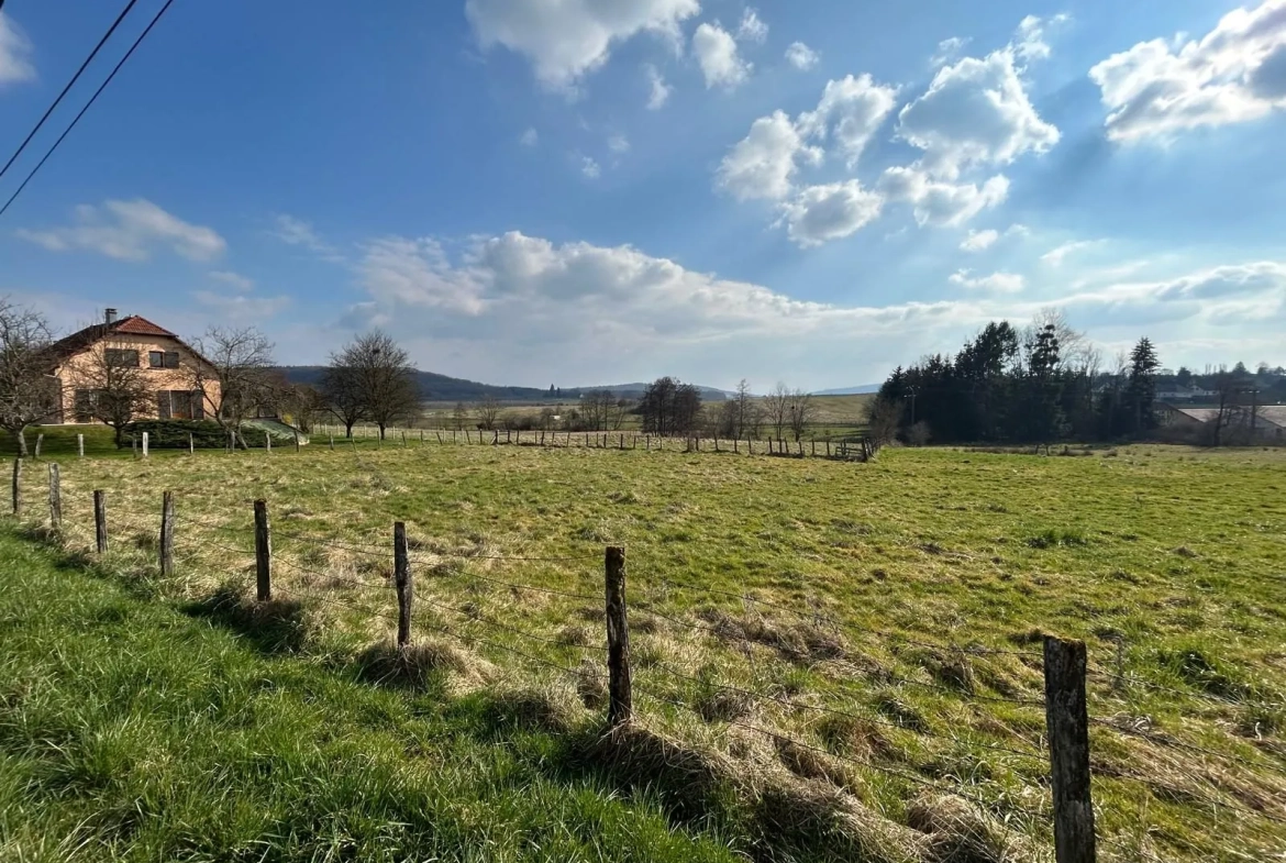 Terrain à vendre à Châlonvillars de 8 ares avec vue dégagée 