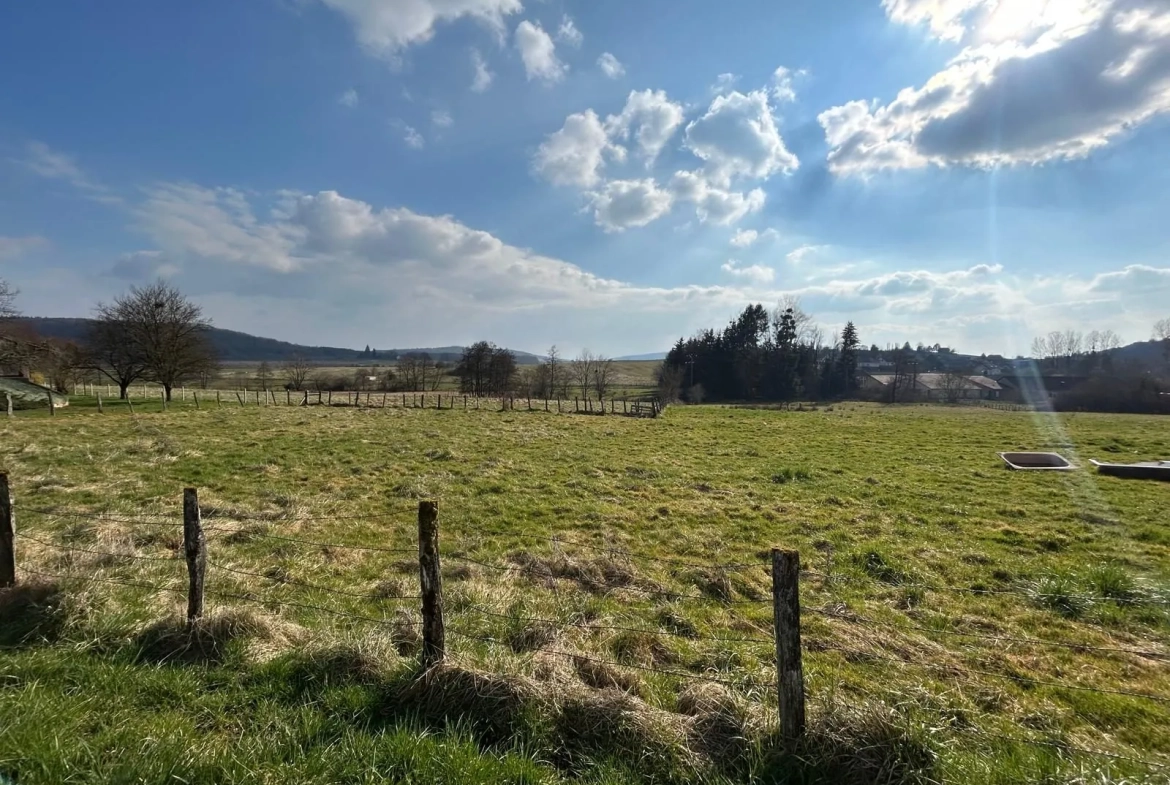 Terrain à vendre à Châlonvillars de 8 ares avec vue dégagée 