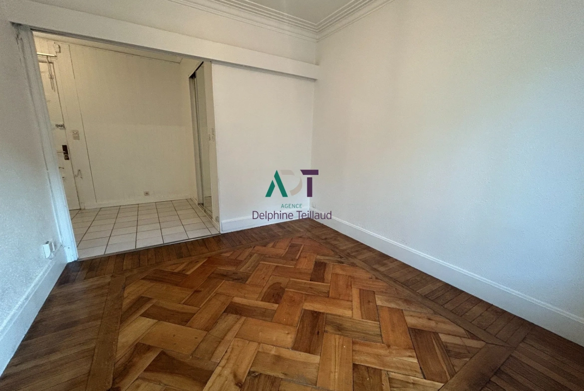 Appartement 2 pièces avec cave et grenier à Grenoble - Quartier Jaurès/Condorcet 