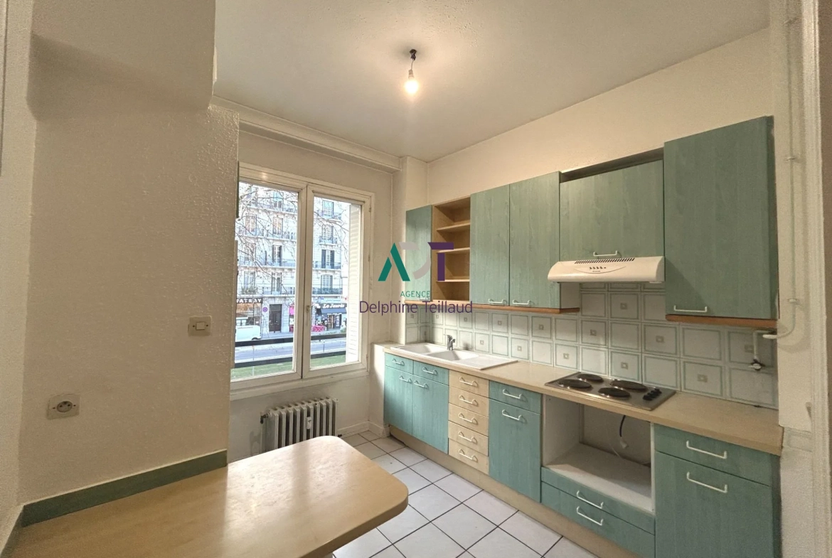 Appartement 2 pièces avec cave et grenier à Grenoble - Quartier Jaurès/Condorcet 
