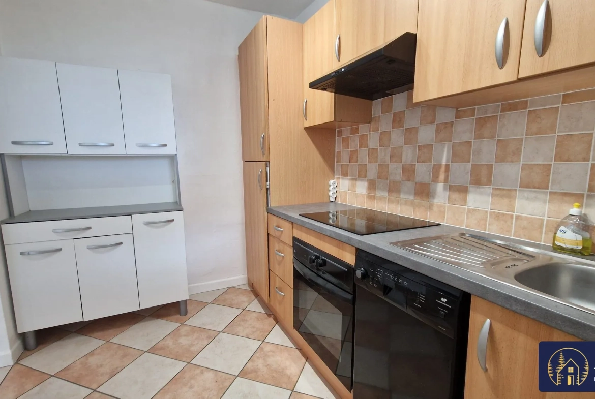 À vendre maison de plain-pied de 64 m² avec jardin à Bort-les-Orgues 