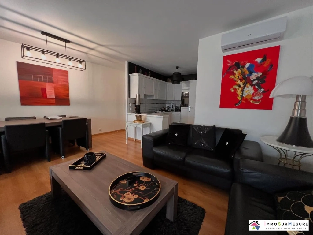 Appartement T2 de 56 m² avec ascenseur à Saint-Omer, Vue Ville, Proche commodités