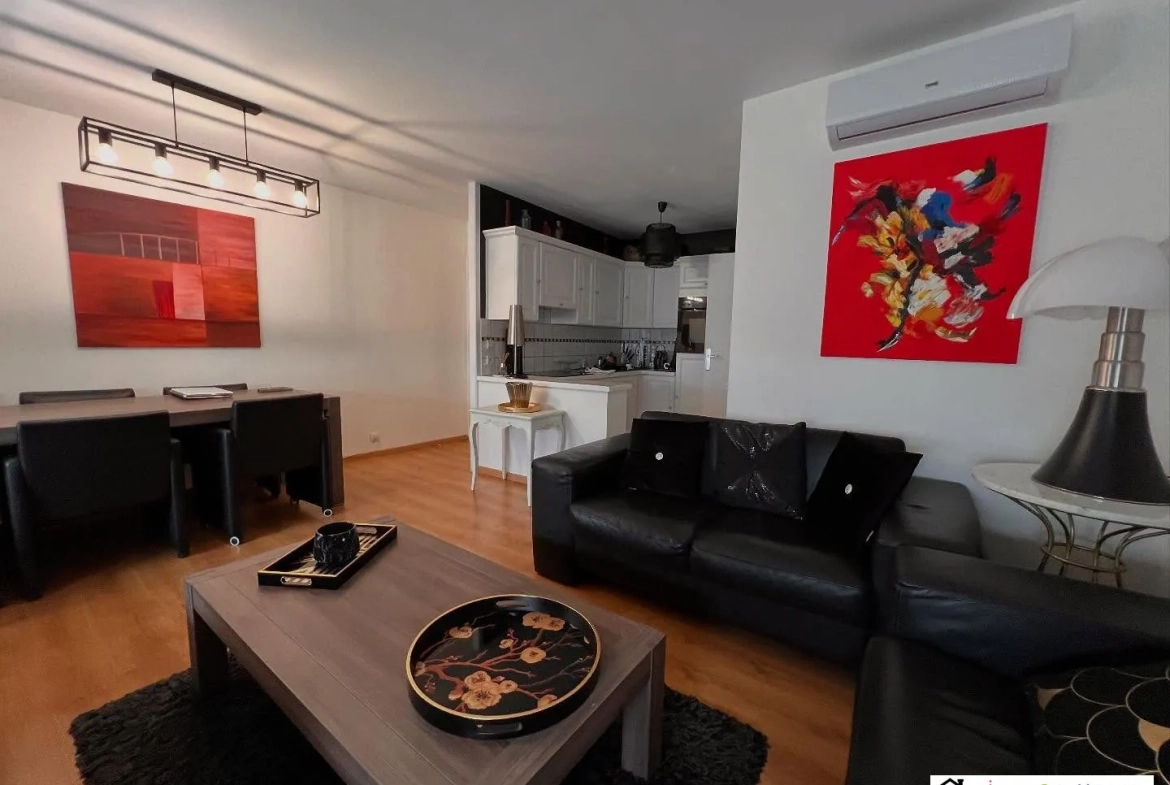 Appartement T2 de 56 m² avec ascenseur à Saint-Omer, Vue Ville, Proche commodités 