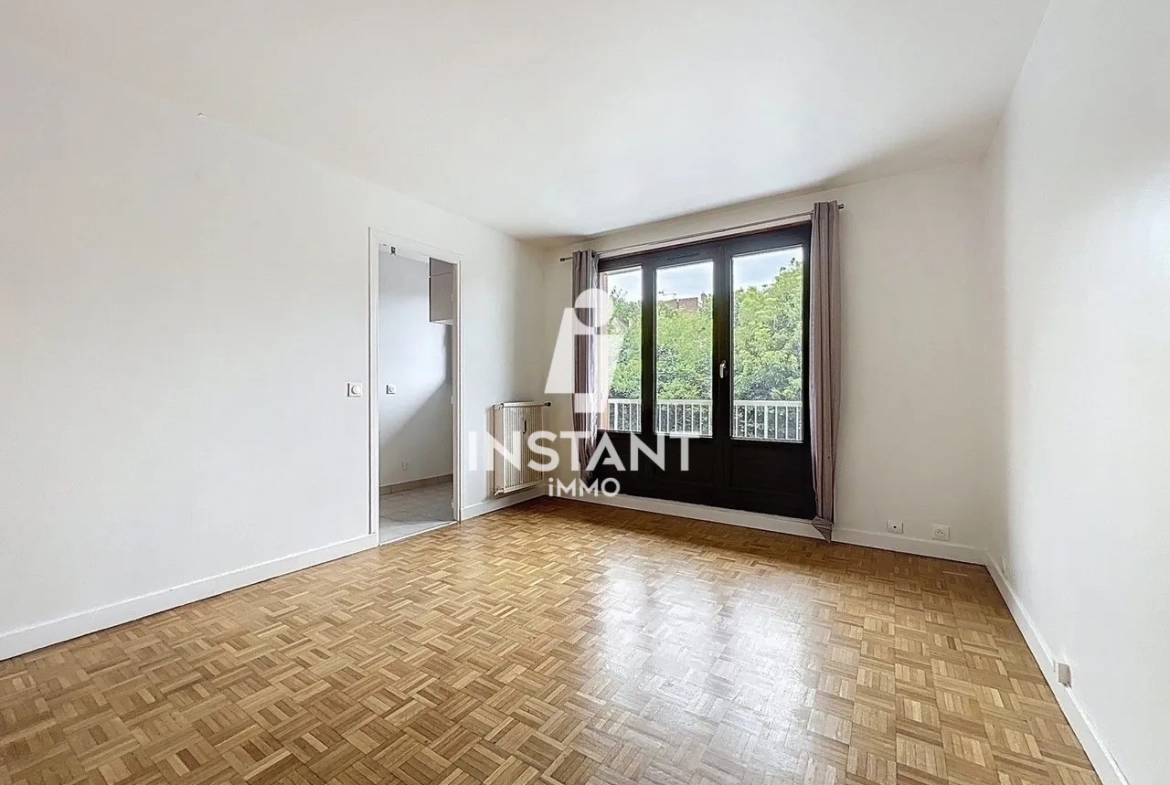 Appartement T1 avec balcon plein sud à Créteil - Résidence standing 
