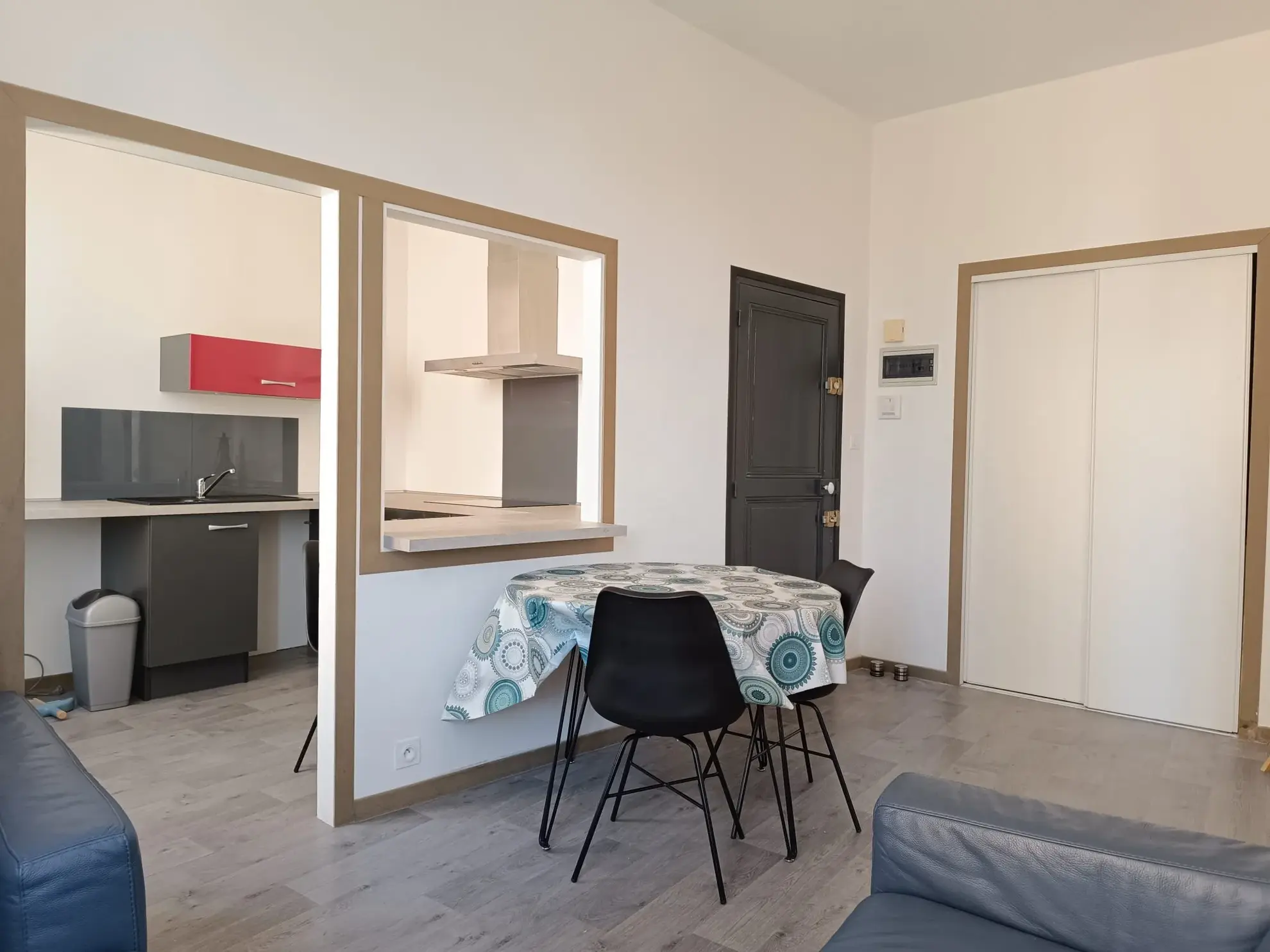 2ème étage Immeuble de 3 lots à vendre au cœur de Narbonne - Opportunité d'investissement 