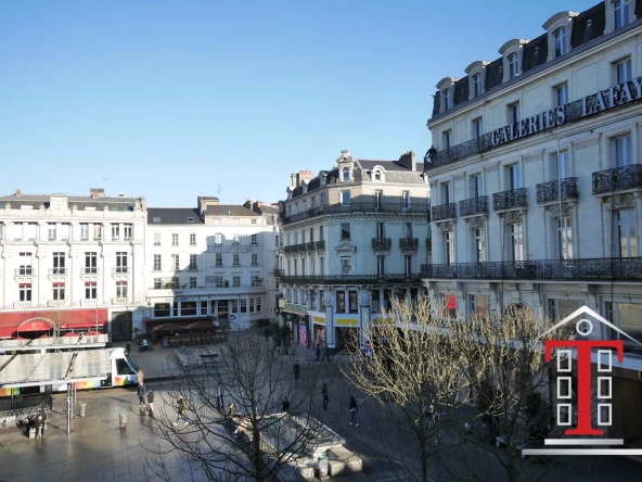 Studio à vendre à Angers Hyper-Centre avec balcon et vue sur Ralliement