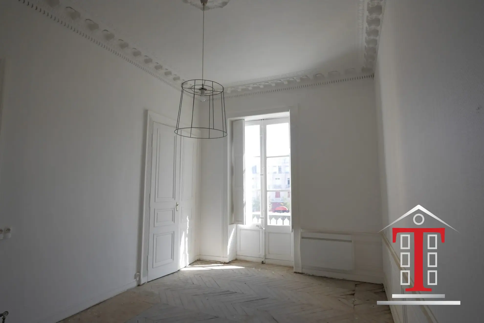 Studio à vendre à Angers Hyper-Centre avec balcon et vue sur Ralliement 