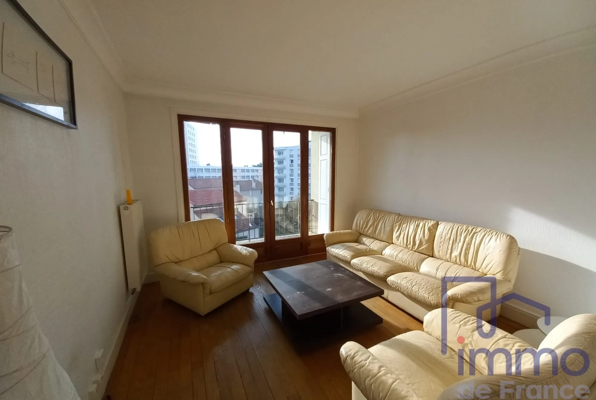 Appartement T2 à Saint-Etienne avec Grand Balcon - Quartier Vivaraize 