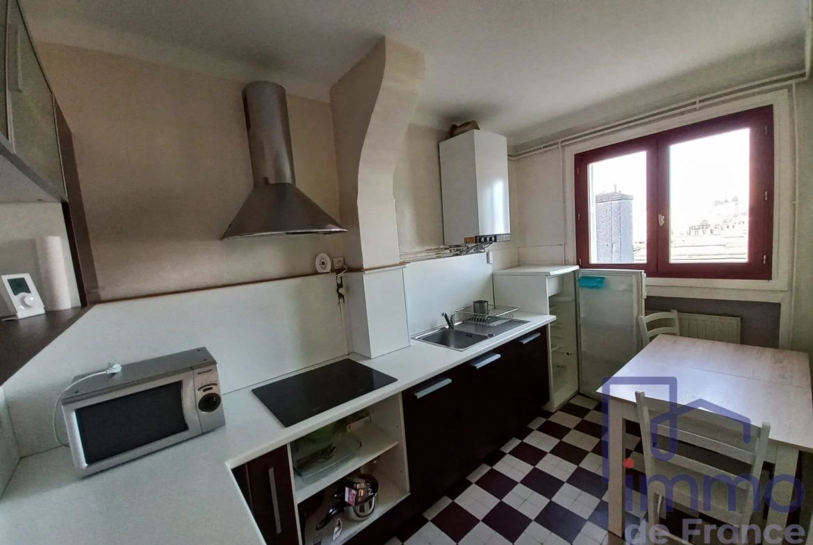 Appartement T2 à Saint-Etienne avec Grand Balcon - Quartier Vivaraize 