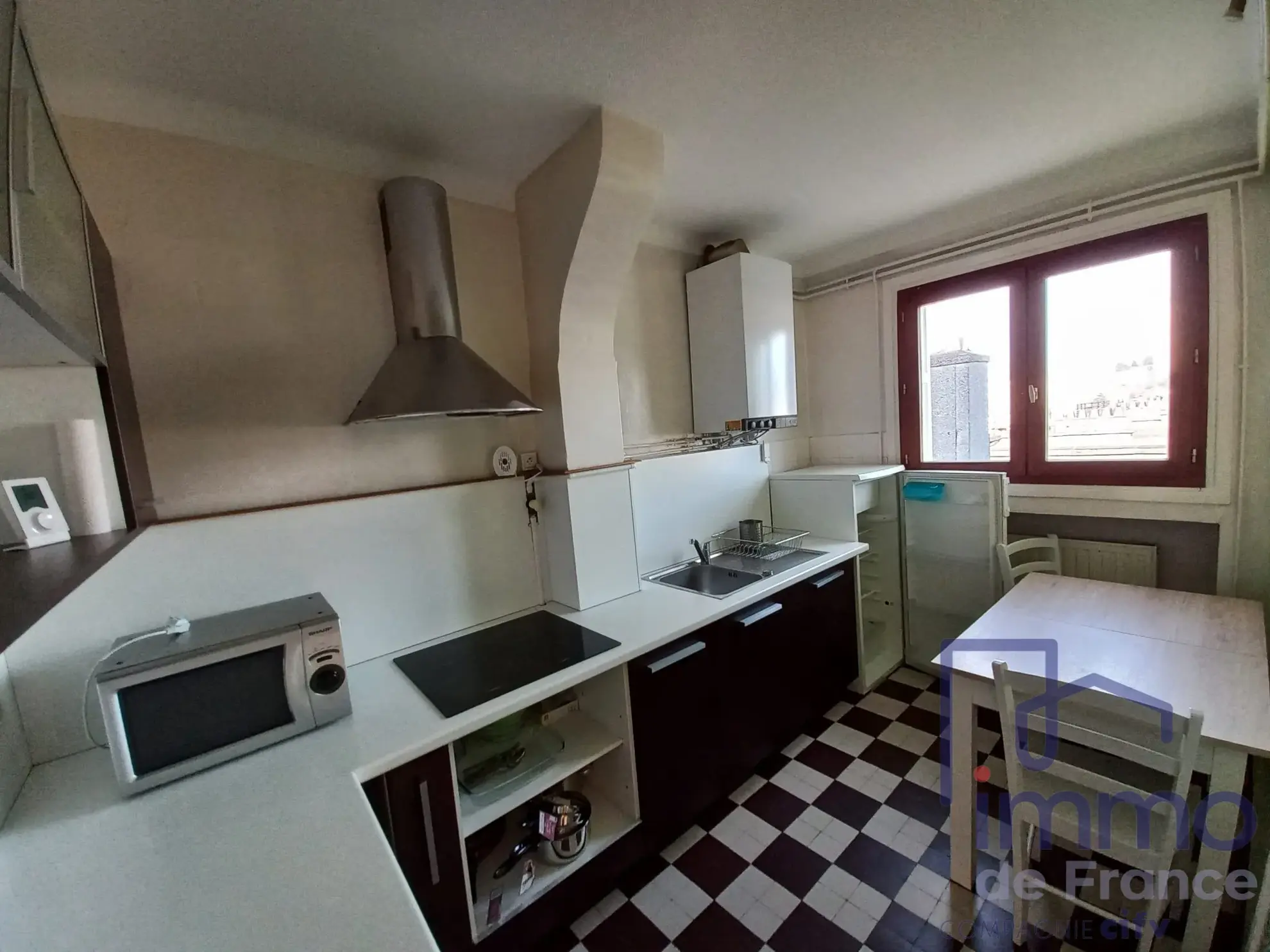Appartement T2 à Saint-Etienne avec Grand Balcon - Quartier Vivaraize 