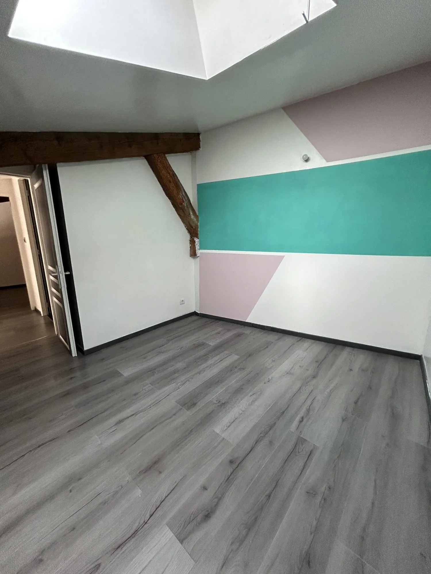 Appartement à vendre à Privas - 60 m², 2 niveaux, garage, centre-ville 