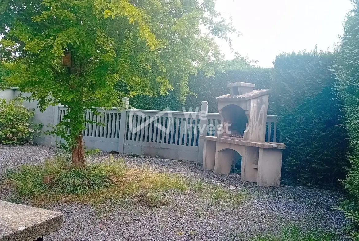 Maison 4 chambres avec véranda à Fourmies - Secteur calme 