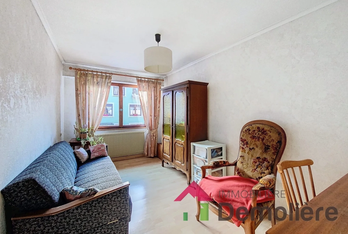 Maison spacieuse avec potentiel de division à Muhlbach-sur-Bruche 