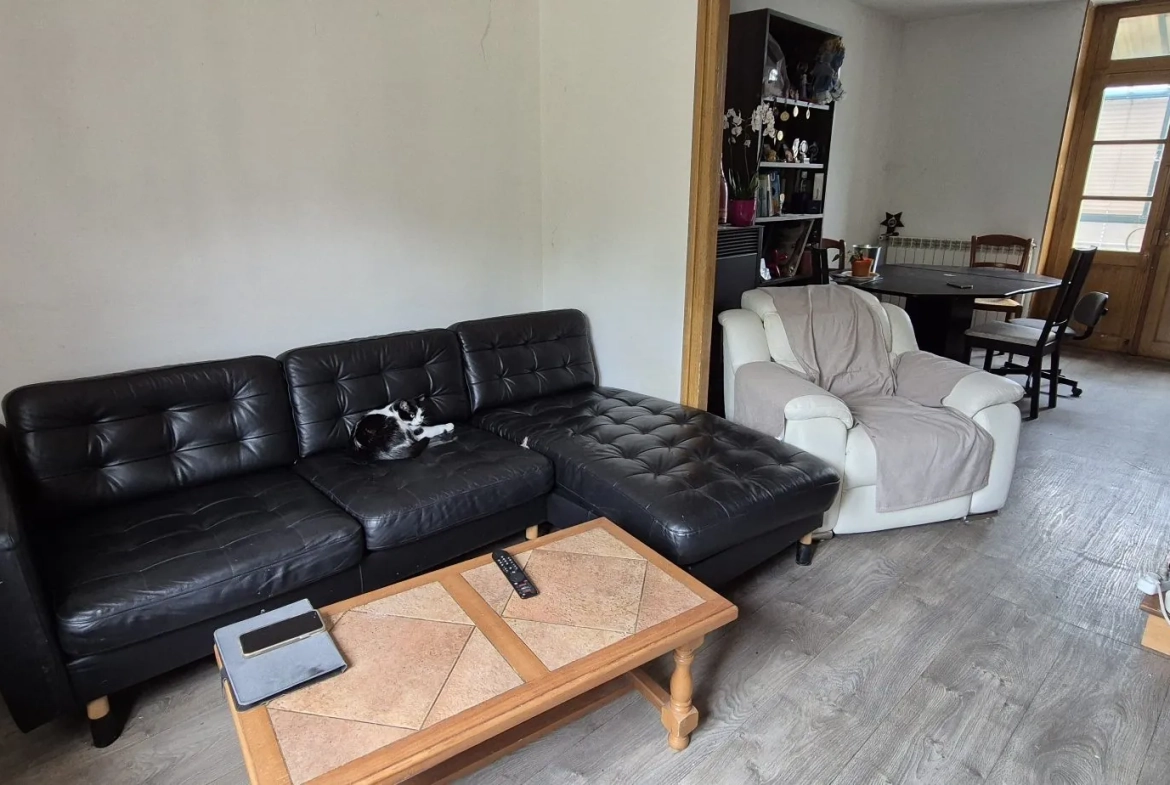 À vendre pavillon 3 chambres avec sous-sol total à Mareuil-sur-Ourcq 