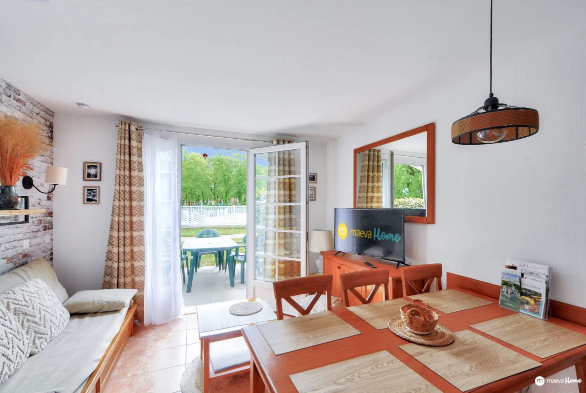 Séjour Duplex à vendre à Monflanquin dans la Résidence du Lac – 38 m² avec piscine et jardin 