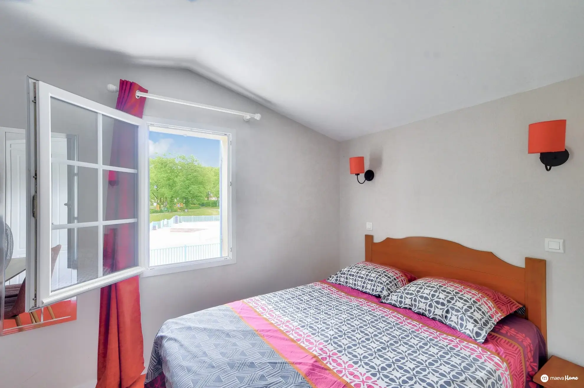 Résidence Duplex à vendre à Monflanquin dans la Résidence du Lac – 38 m² avec piscine et jardin 