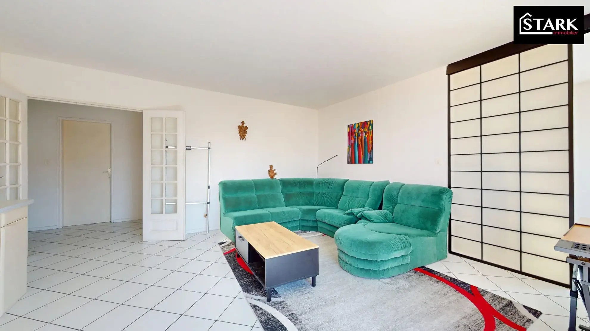 Appartement T4/T5 lumineux avec ascenseur, cave et parking au centre de Belfort 