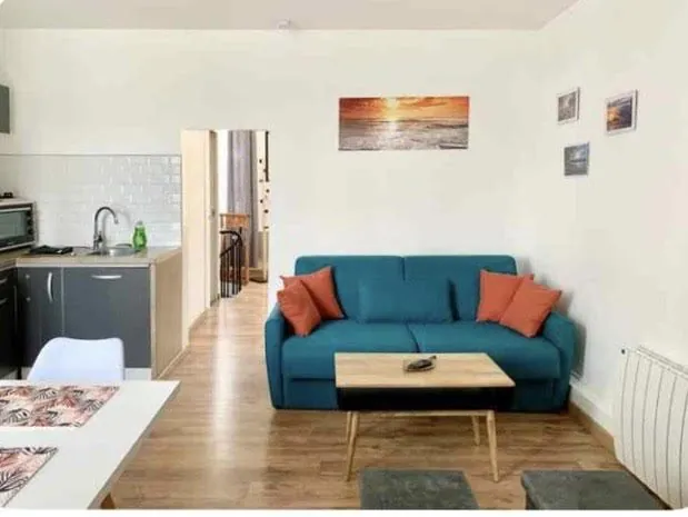 Appartement lumineux de 53 m² au centre de Fécamp avec deux chambres mansardées 
