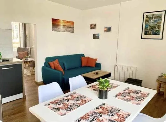 Appartement lumineux de 53 m² au centre de Fécamp avec deux chambres mansardées 