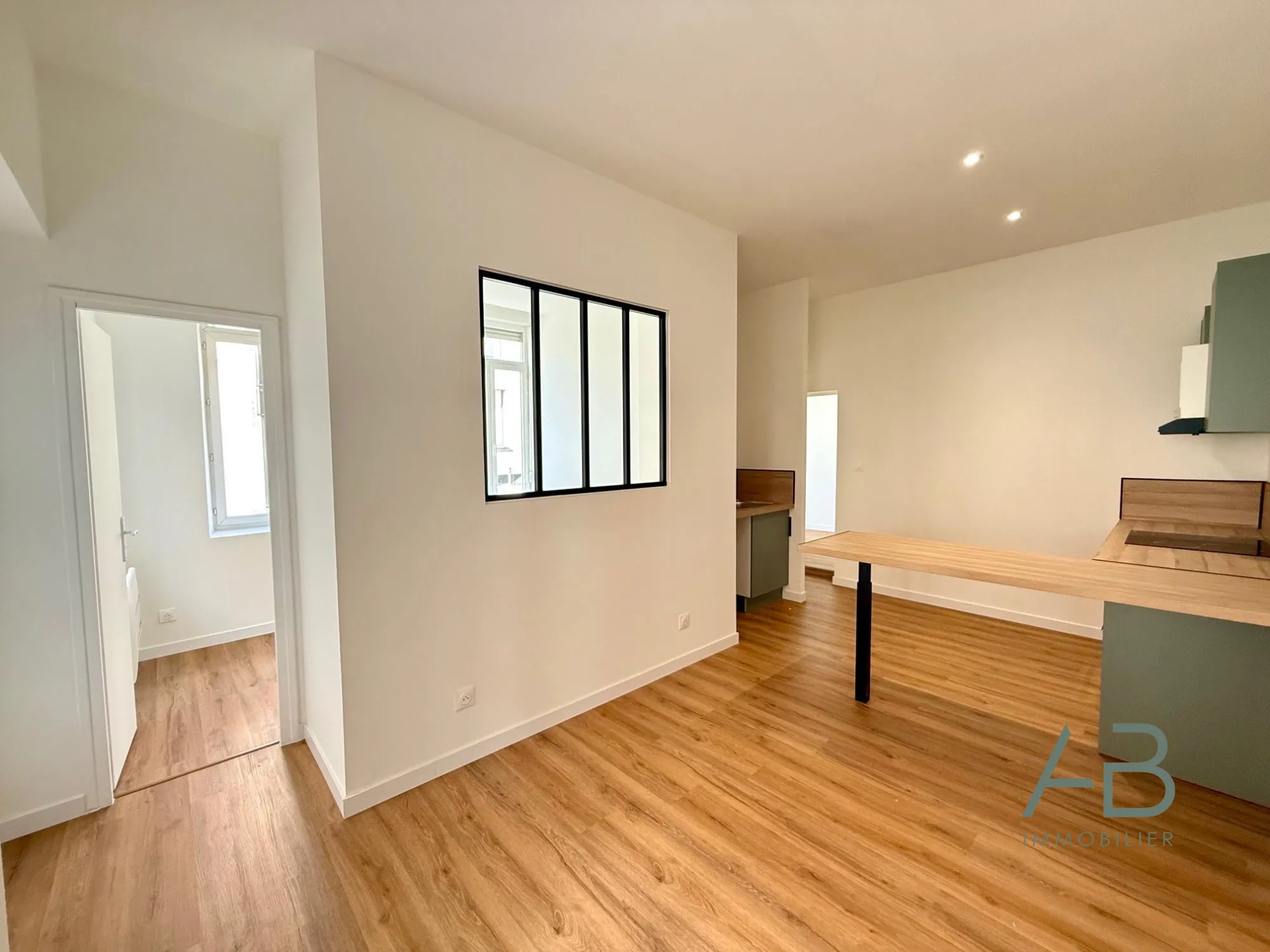 Appartement lumineux 2 bis à Lille proche métro Montebello 