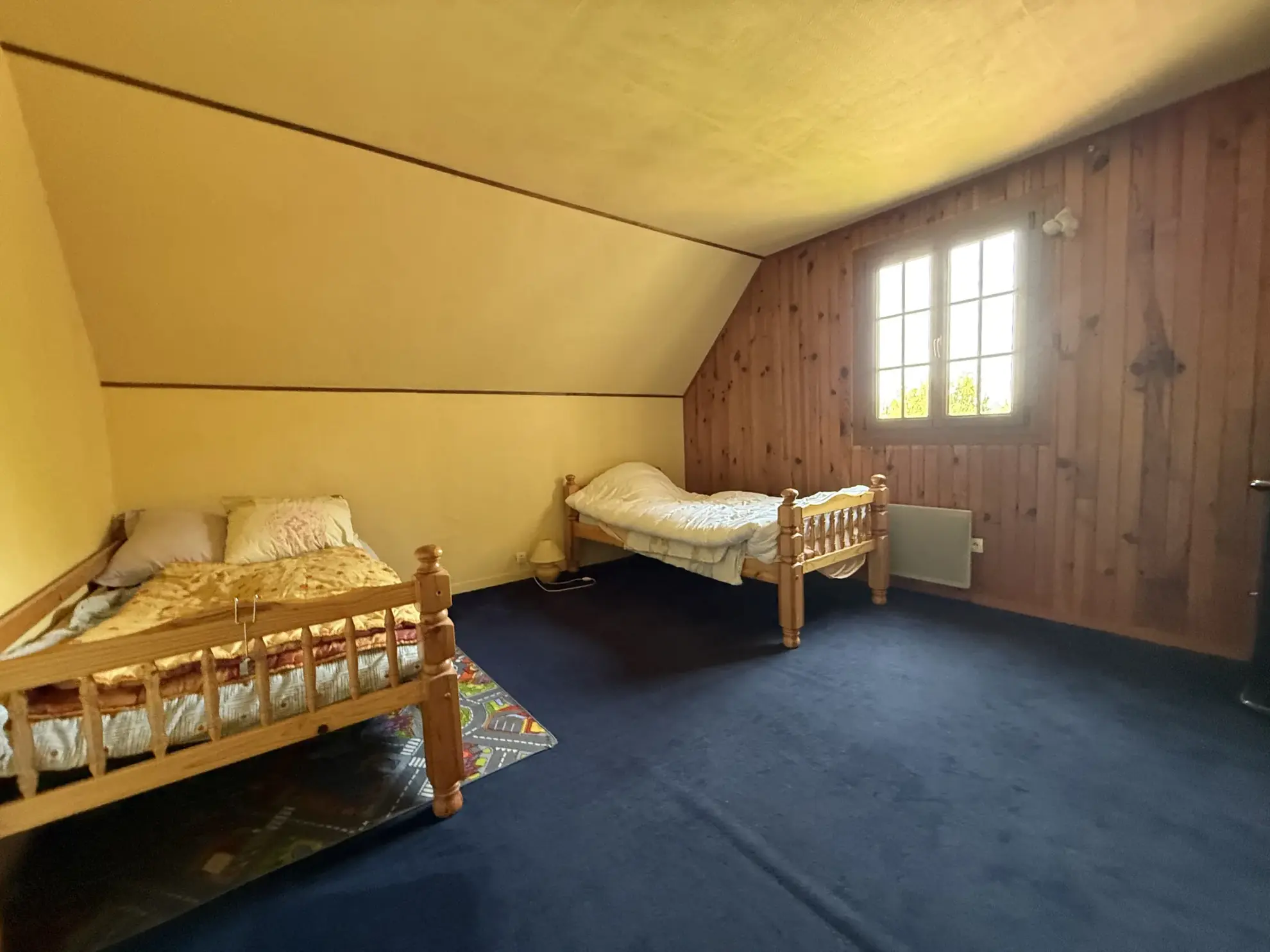 Maison familiale à vendre près de Livarot avec grand parc et vie de plain-pied 