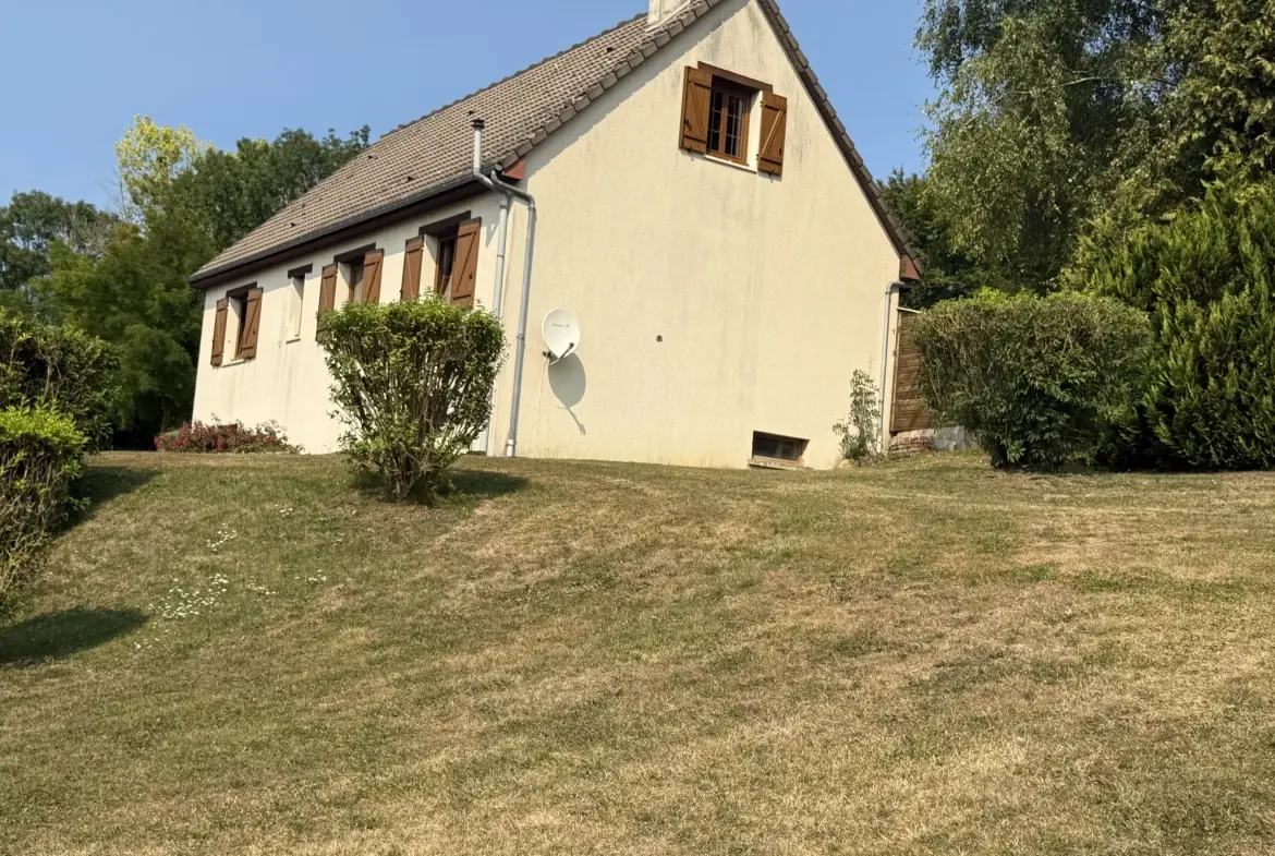 Maison familiale à vendre près de Livarot avec grand parc et vie de plain-pied 
