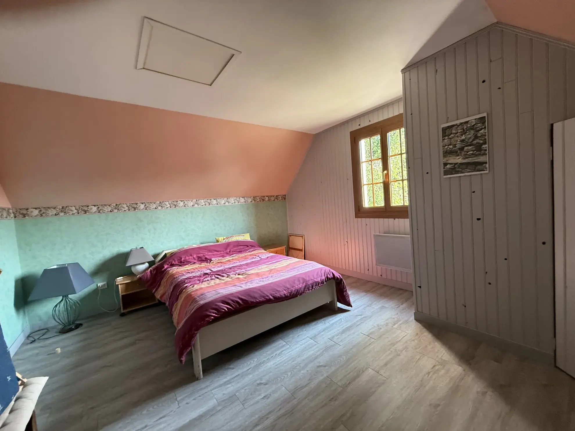 Maison familiale à vendre près de Livarot avec grand parc et vie de plain-pied 