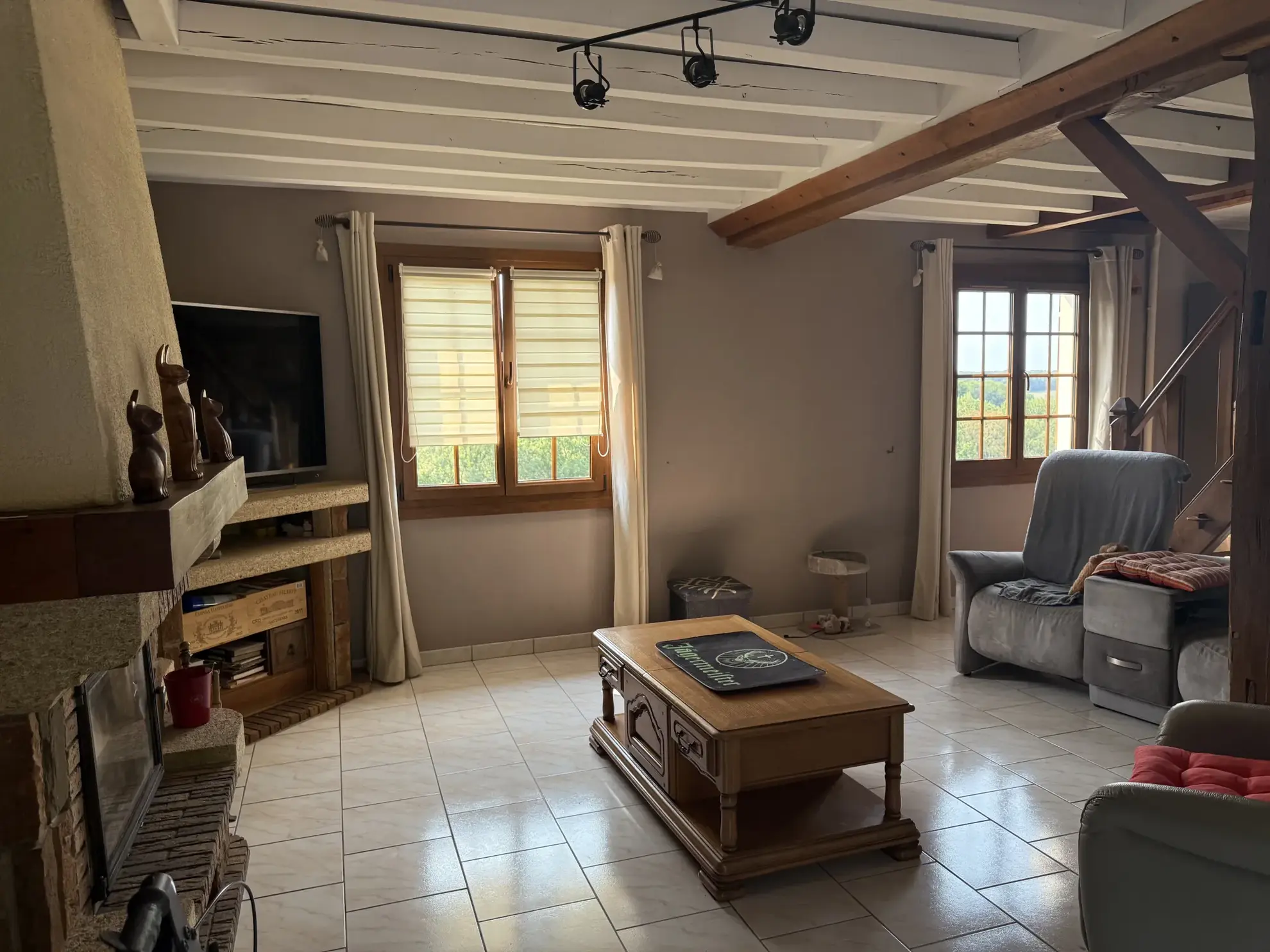 Maison familiale à vendre près de Livarot avec grand parc et vie de plain-pied 