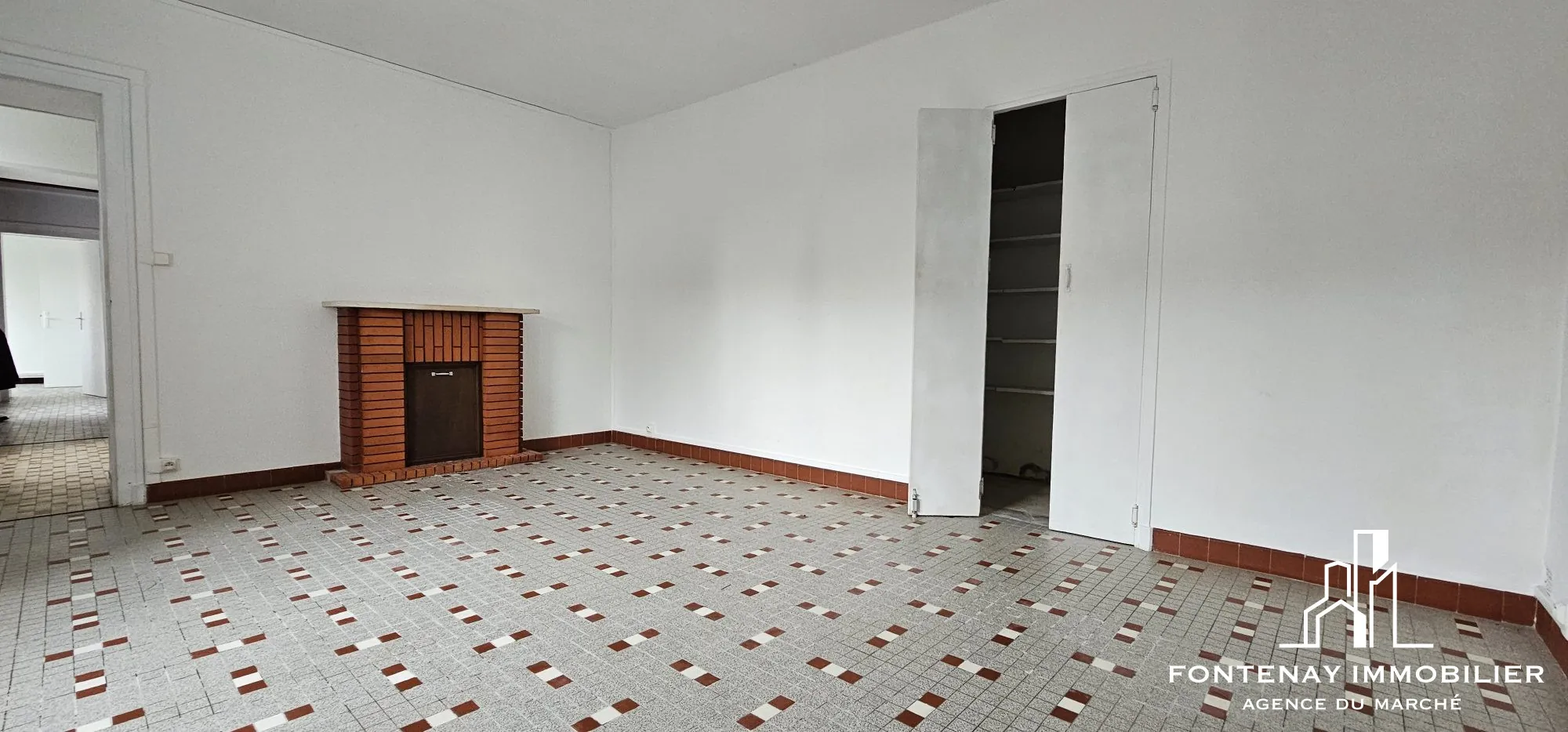 Maison à vendre à L'Orbrie de 125 m² avec dépendances et potentiel gîte 