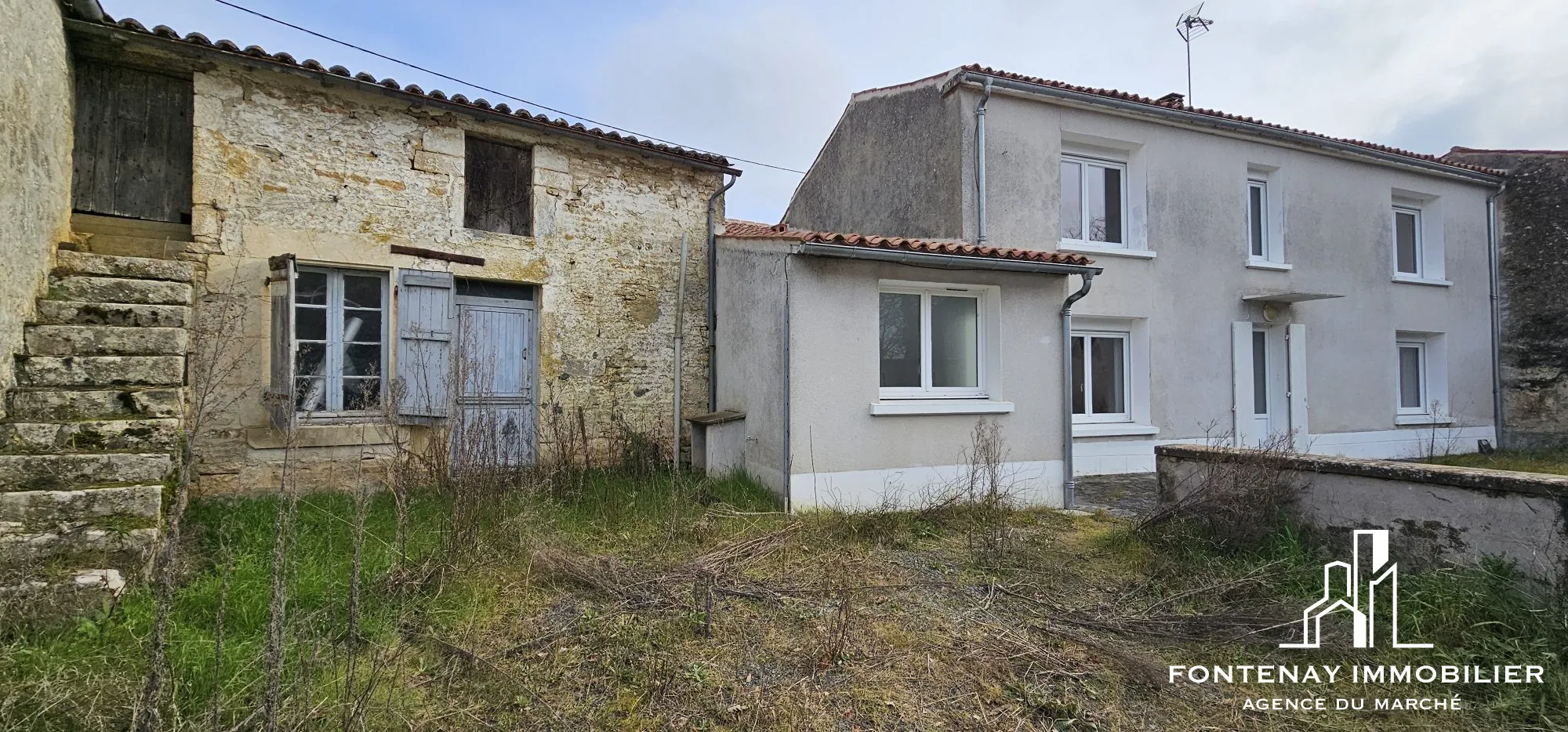 Maison à vendre à L'Orbrie de 125 m² avec dépendances et potentiel gîte 
