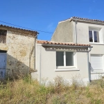 Maison à vendre à L'Orbrie de 125 m² avec dépendances et potentiel gîte