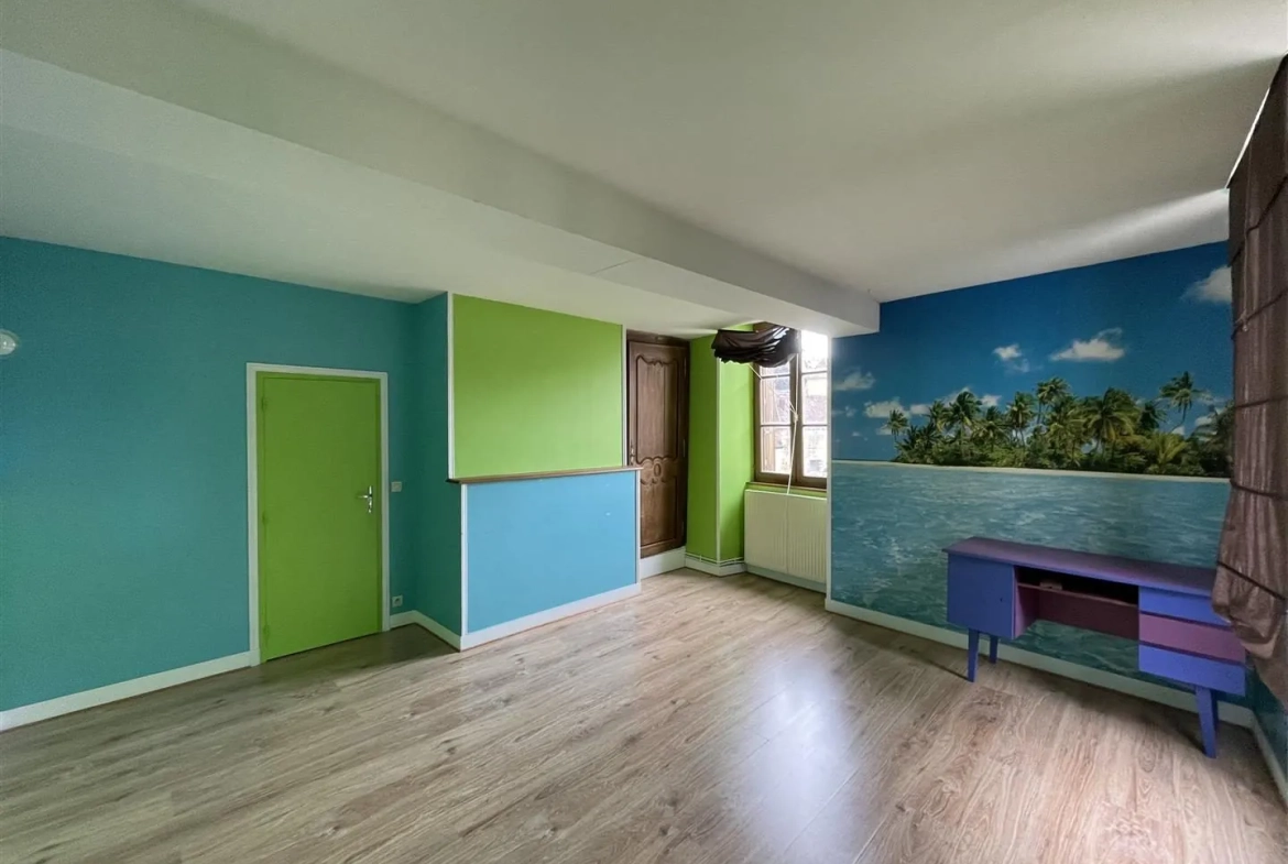 Grande maison à vendre à Essay (Indre) avec terrain et vue rivière 