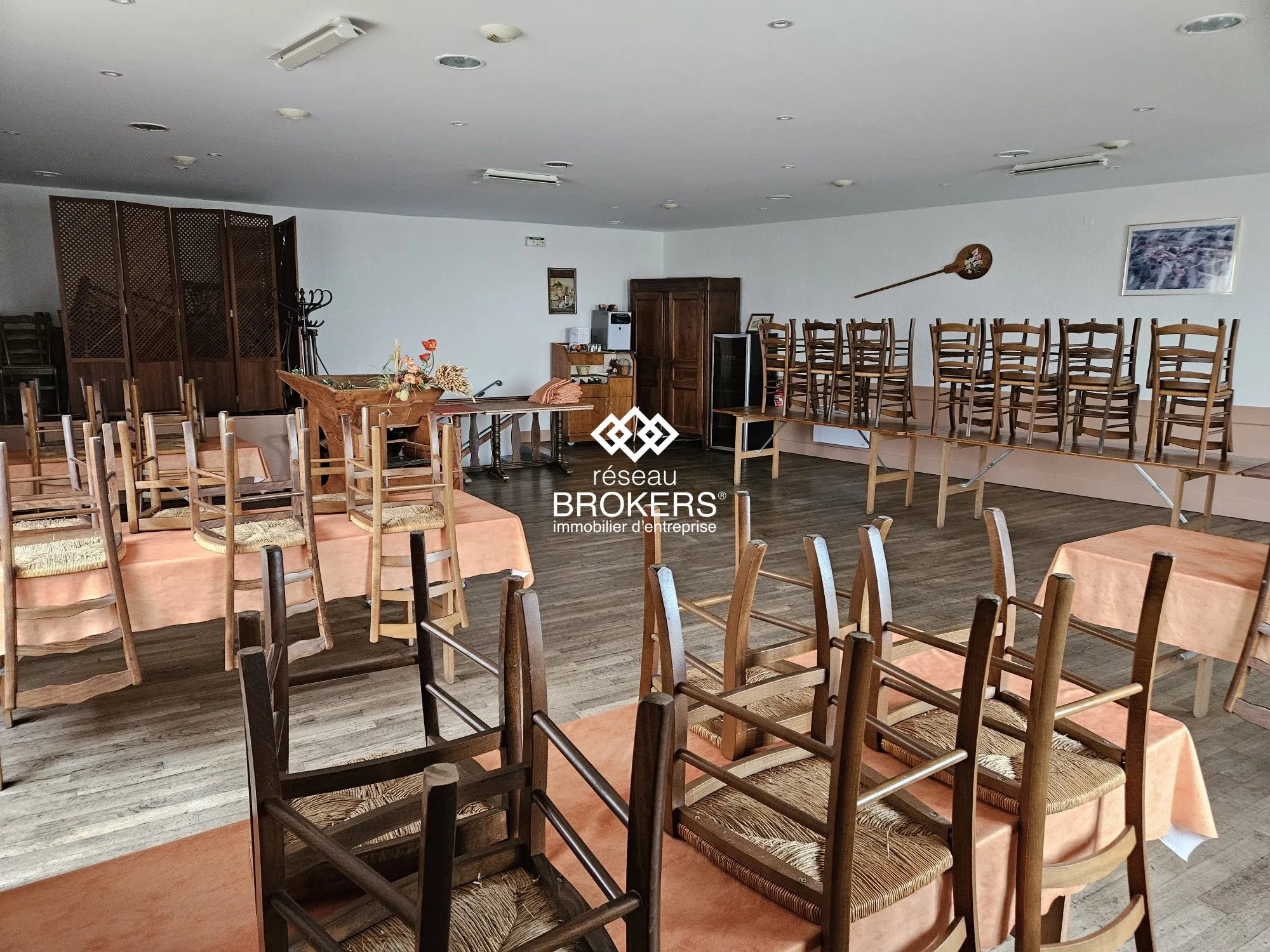 Commerce restaurant-bar à vendre à Bourg-en-Bresse avec Licence IV 