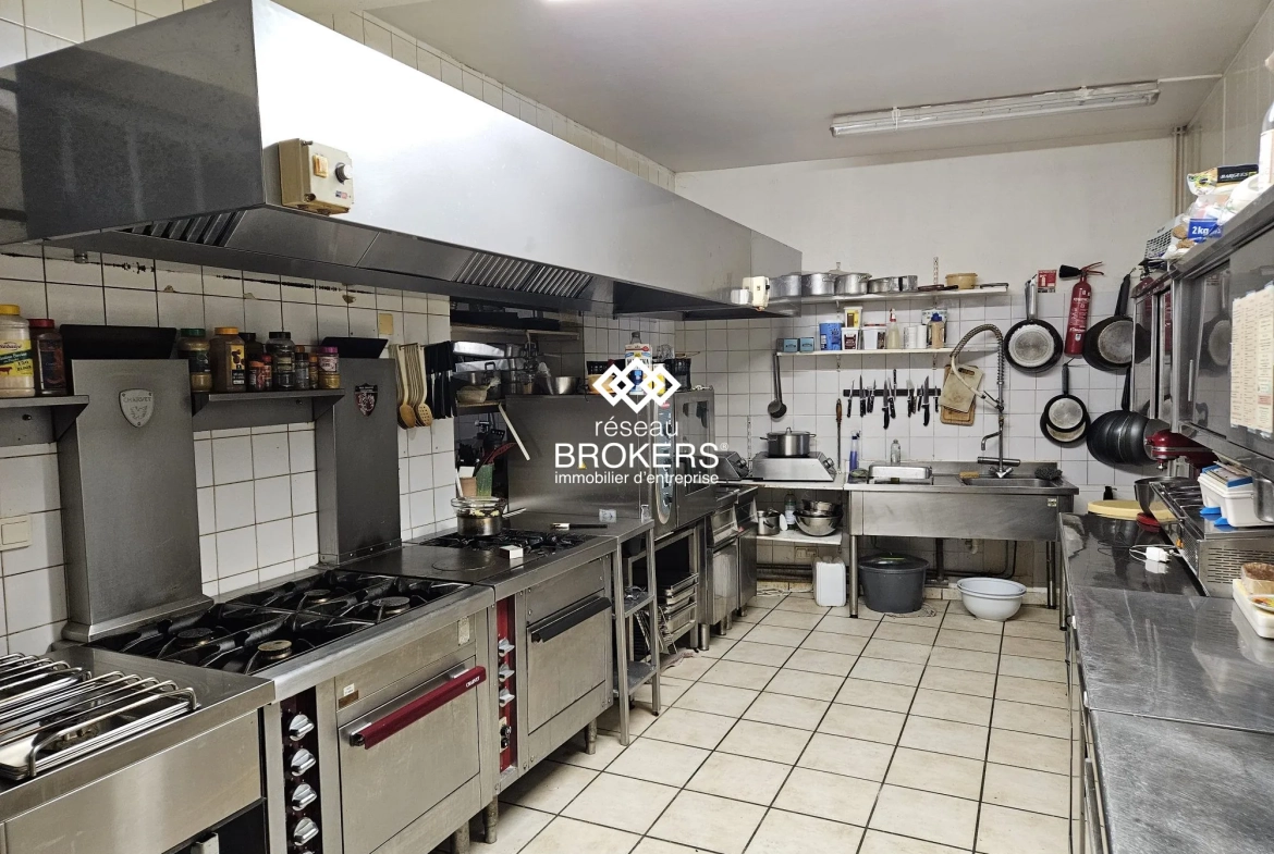 Commerce restaurant-bar à vendre à Bourg-en-Bresse avec Licence IV 