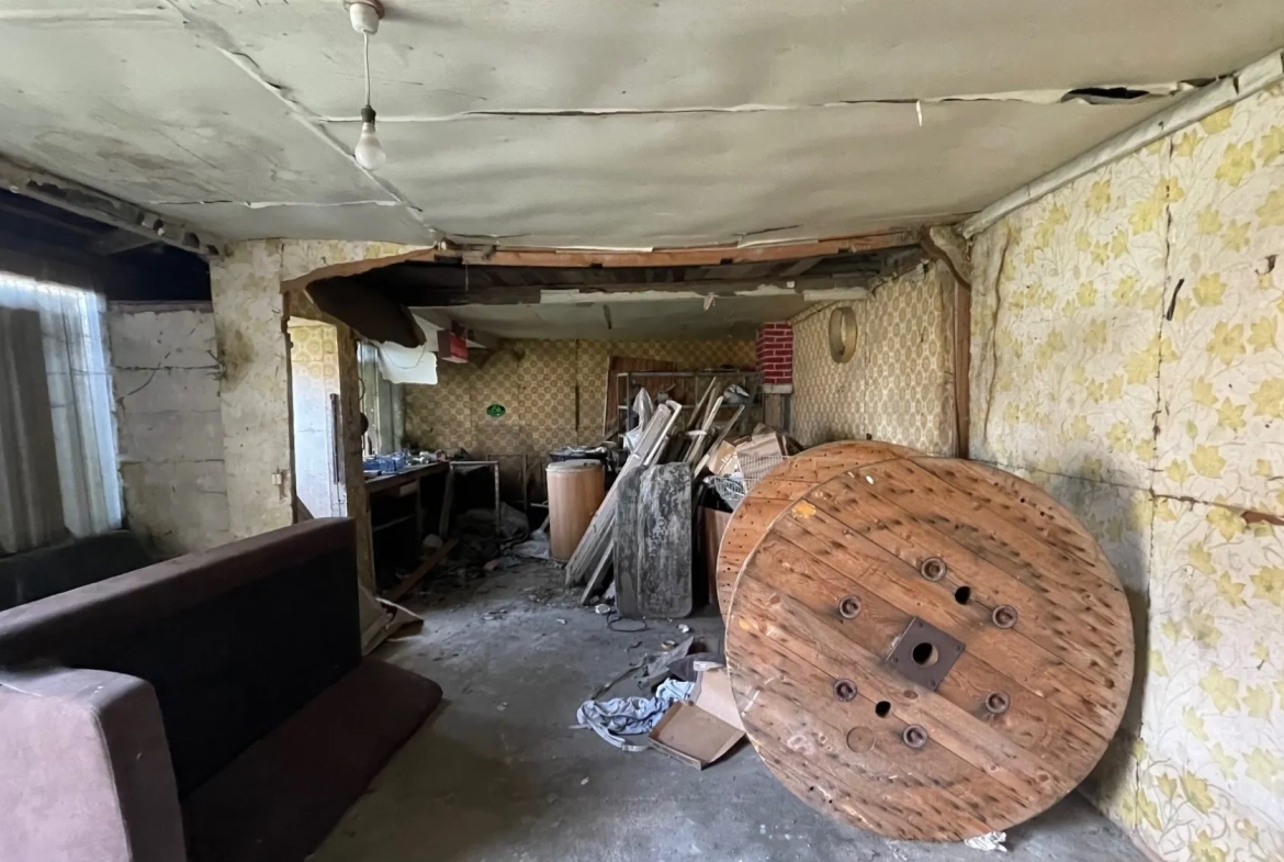 Maison à vendre à Billancourt avec grand potentiel de rénovation 