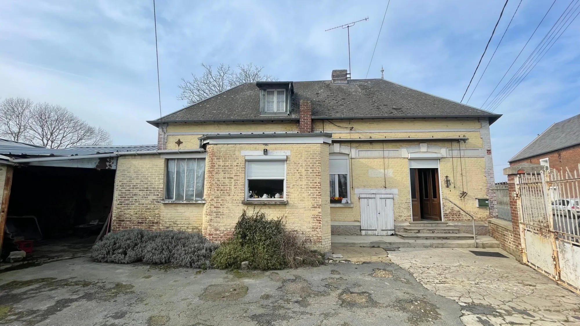 Maison à vendre à Billancourt avec grand potentiel de rénovation 