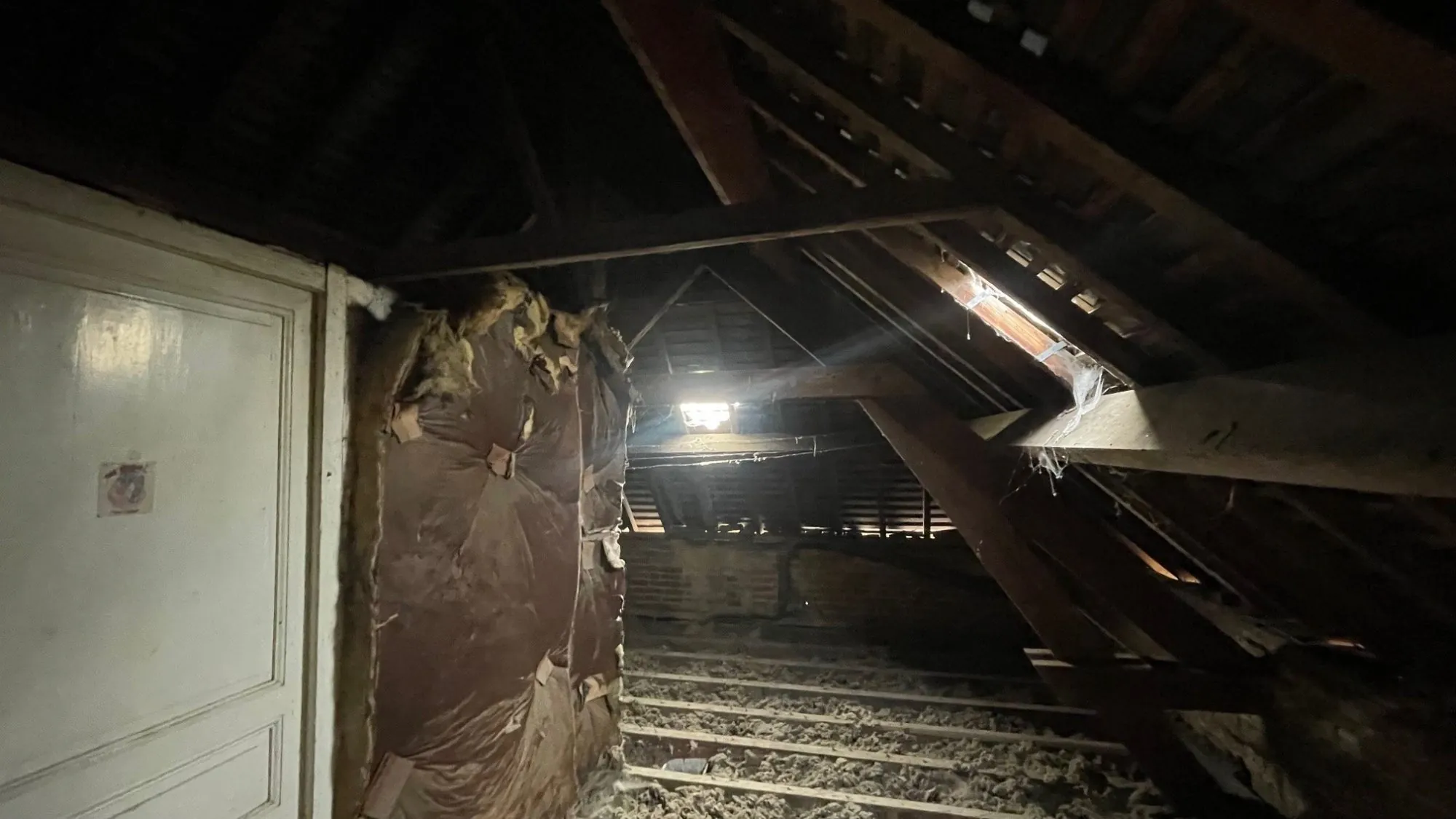 Maison à vendre à Billancourt avec grand potentiel de rénovation 