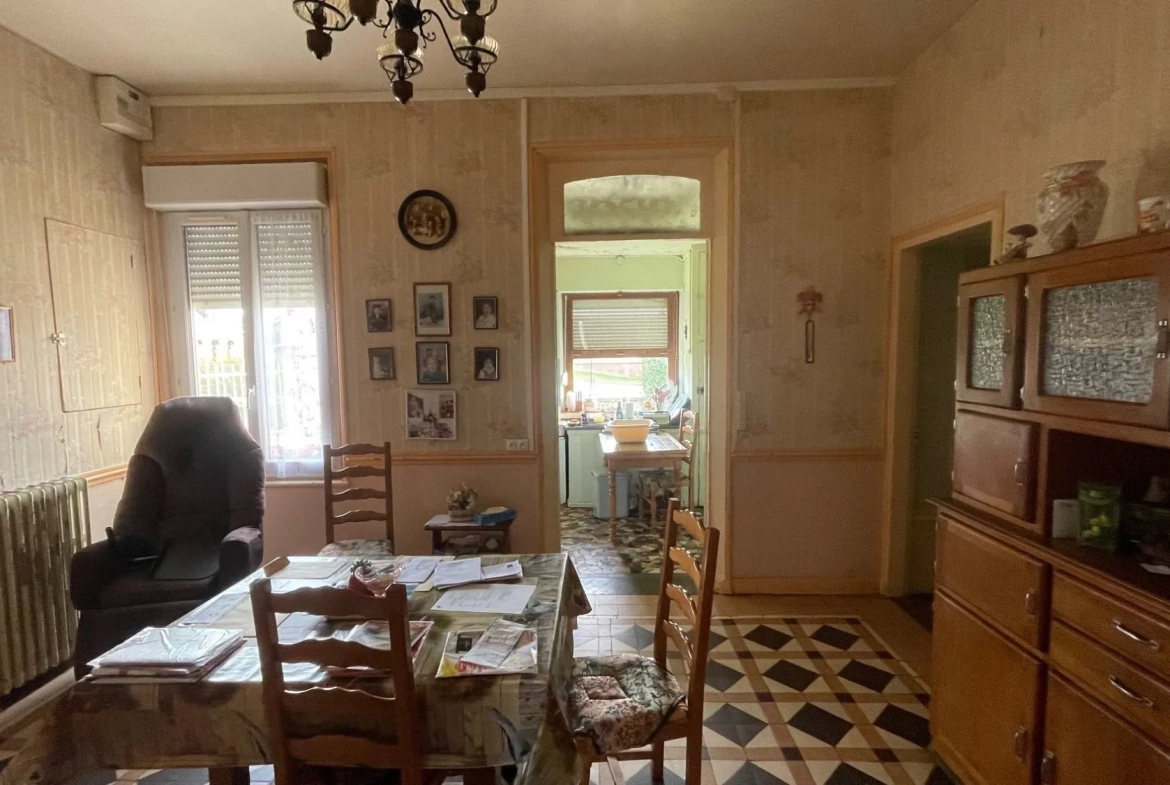 Maison à vendre à Billancourt avec grand potentiel de rénovation 