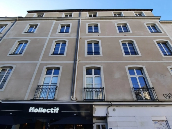 Achat appartement 1 pièce à Nantes, centre-ville, avec cave et proximité tramway