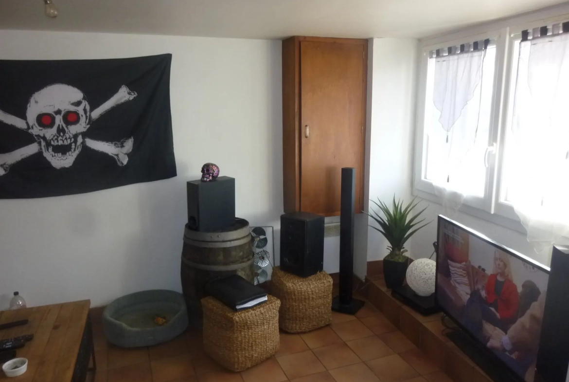Maison locative à Loué à vendre – Excellent investissement avec locataire en place 
