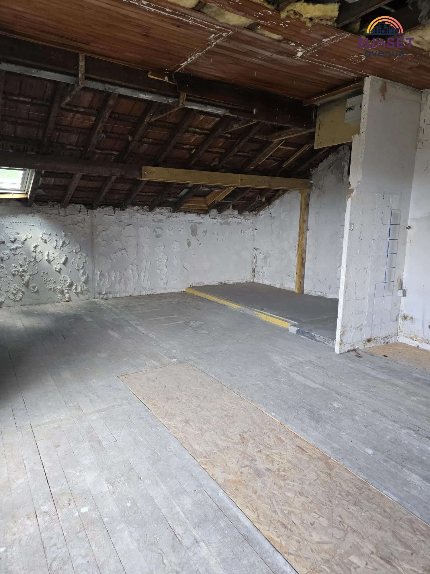 Appartement à rénover de 57 m² avec vue dégagée à Andilly - Opportunité rare 