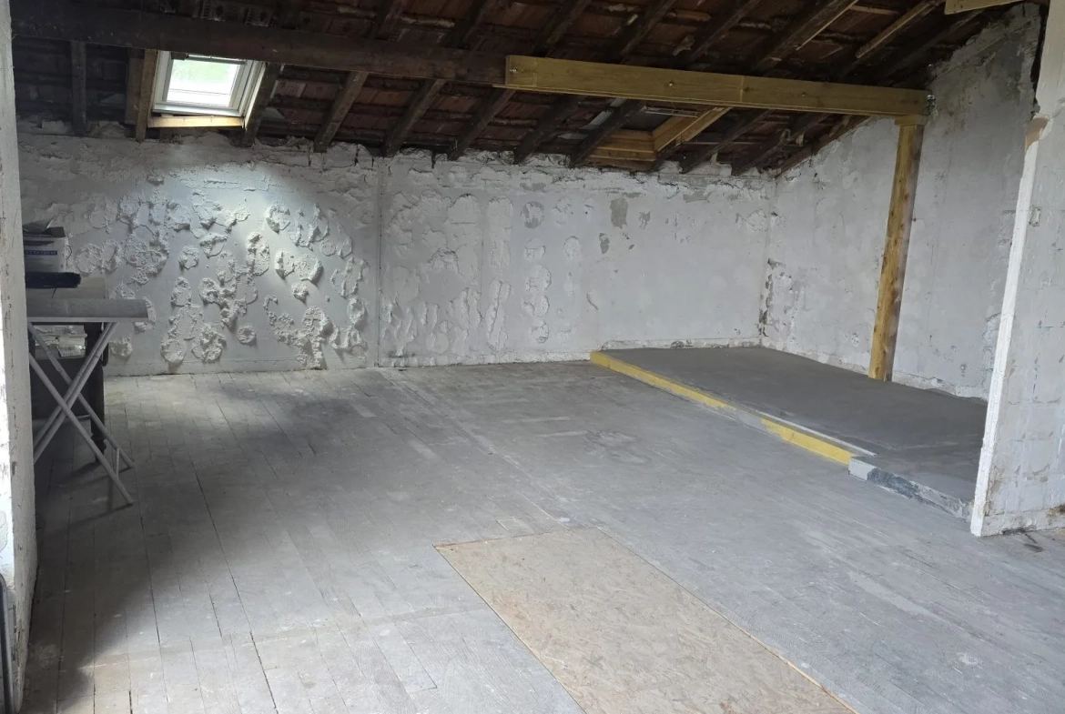 Appartement à rénover de 57 m² avec vue dégagée à Andilly - Opportunité rare 