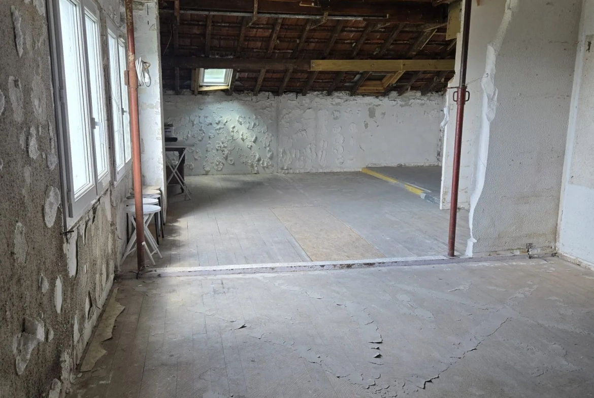 Appartement à rénover de 57 m² avec vue dégagée à Andilly - Opportunité rare 