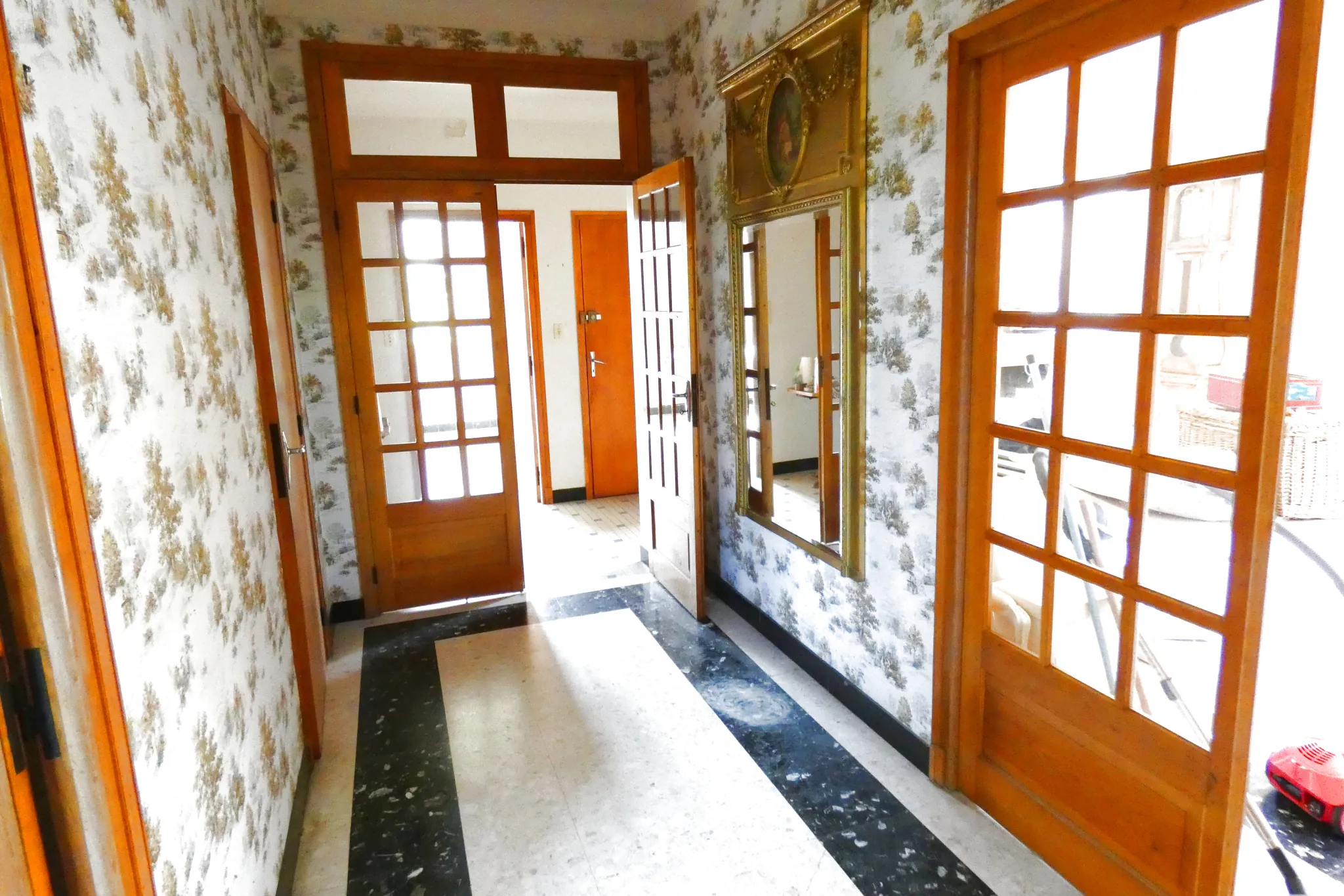 Maison familiale avec appartement indépendant à Ytrac proche Aurillac 
