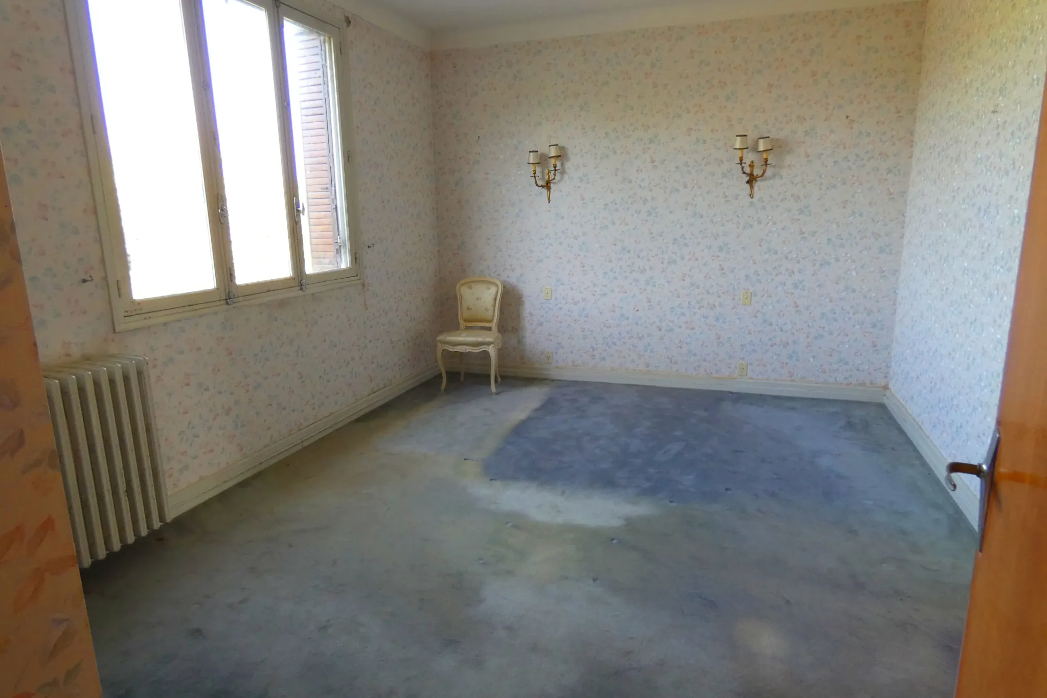 Maison familiale avec appartement indépendant à Ytrac proche Aurillac 