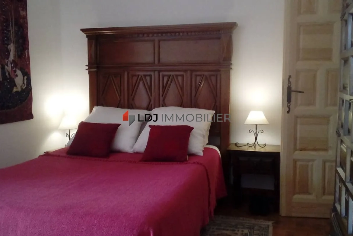 Bel appartement lumineux meublé avec vue à Amélie-les-Bains 