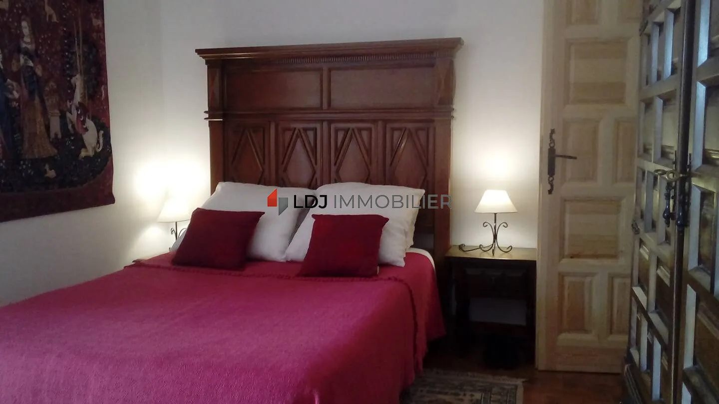 Bel appartement lumineux meublé avec vue à Amélie-les-Bains 